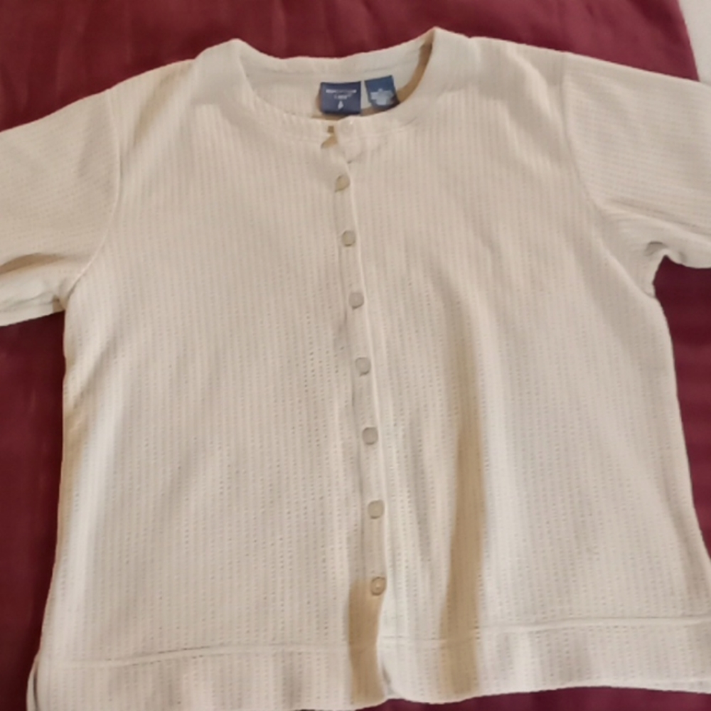 Mountain Lake Med Short Sleeve Cream Color Blouse